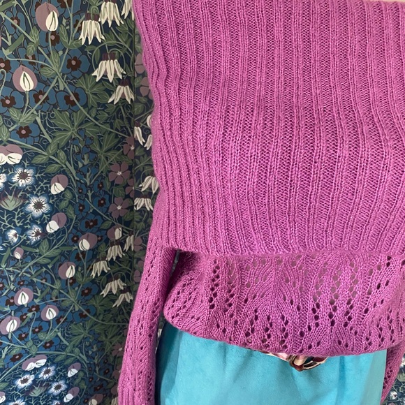 Vintage off the shoulder sweater in pink, size M/L - Picture 3 of 4